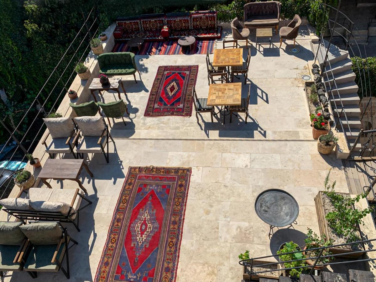 Risus Cave Suites Гьореме Екстериор снимка