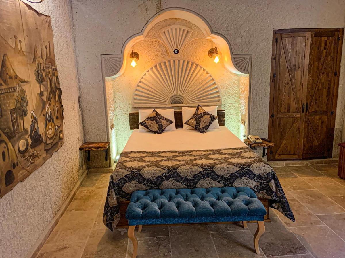 Risus Cave Suites Гьореме Екстериор снимка