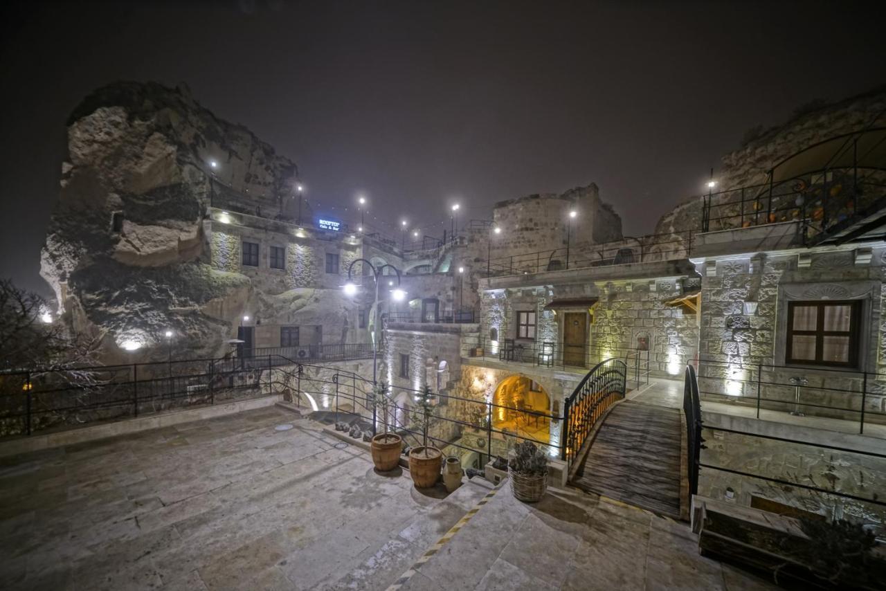Risus Cave Suites Гьореме Екстериор снимка