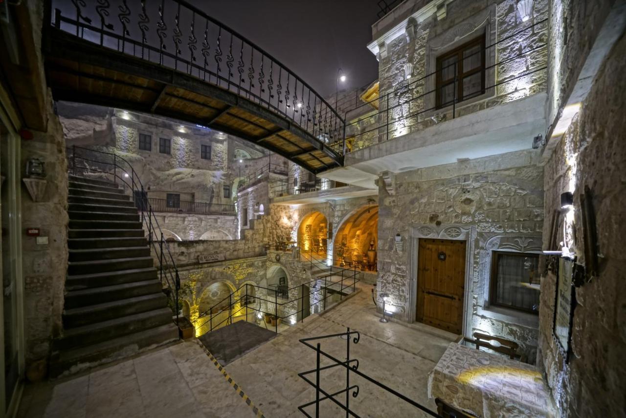 Risus Cave Suites Гьореме Екстериор снимка