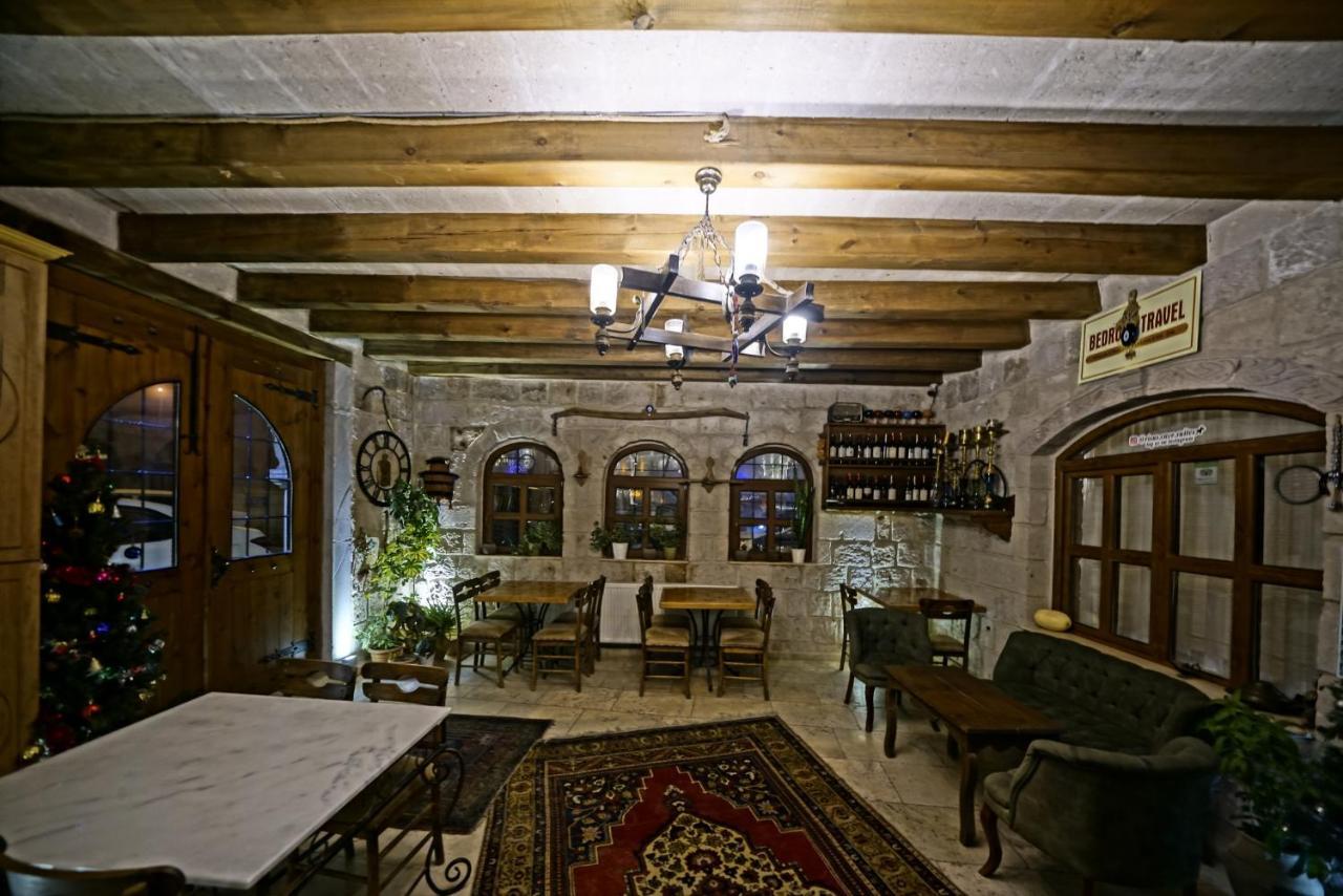 Risus Cave Suites Гьореме Екстериор снимка