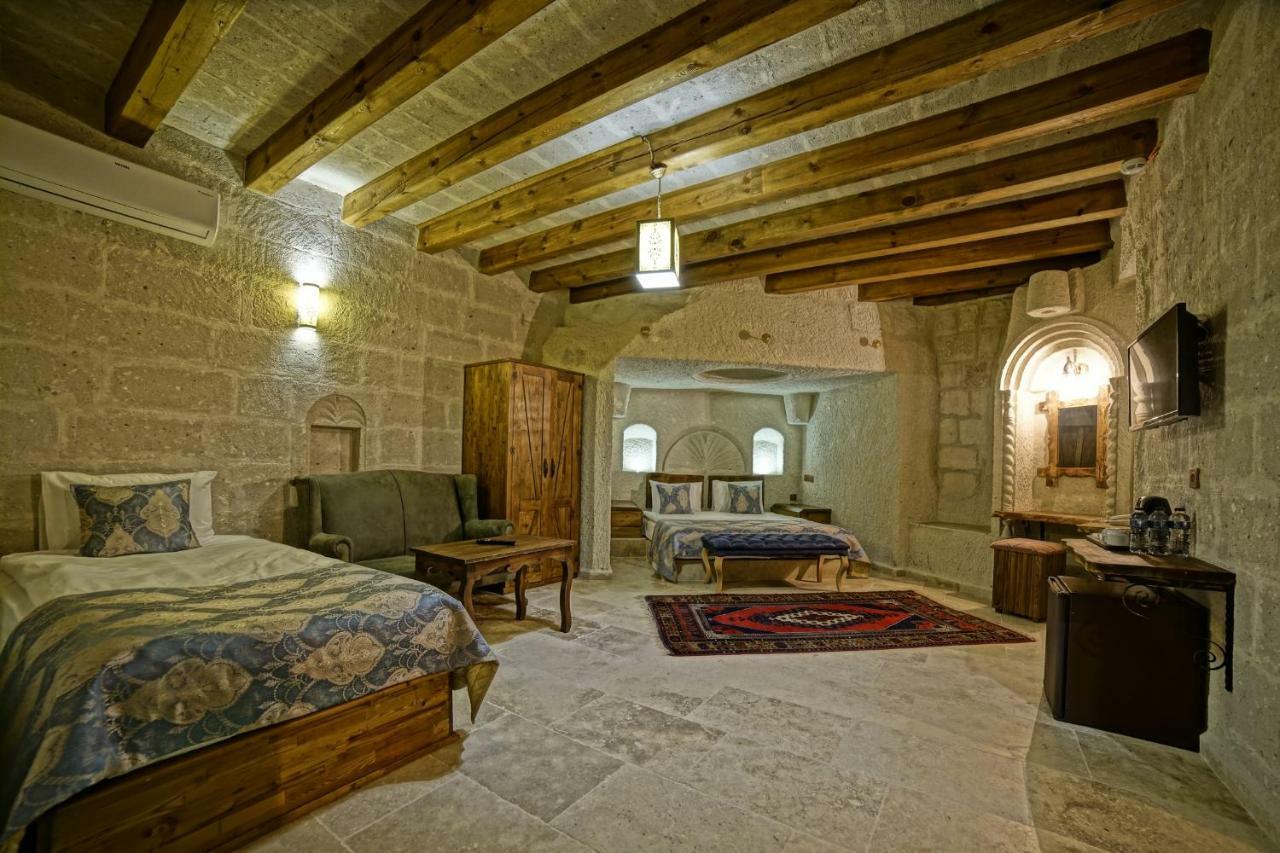 Risus Cave Suites Гьореме Екстериор снимка