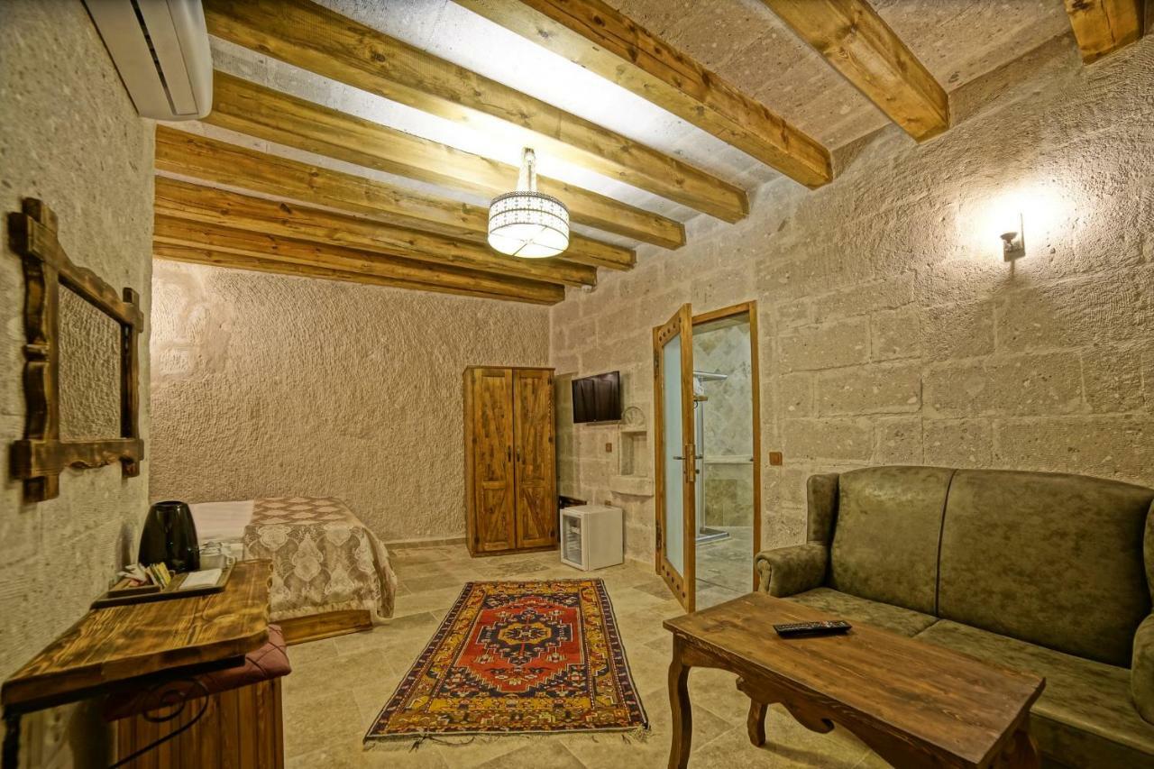 Risus Cave Suites Гьореме Екстериор снимка