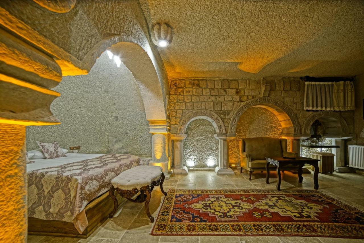 Risus Cave Suites Гьореме Екстериор снимка