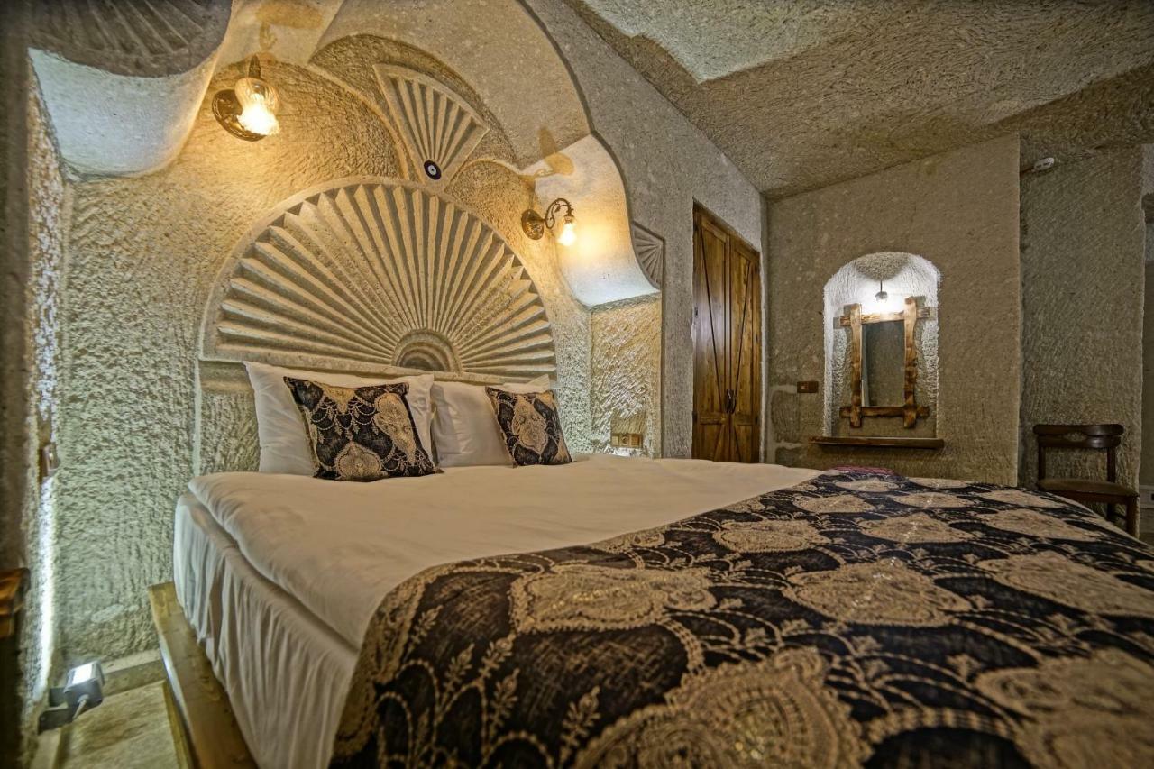 Risus Cave Suites Гьореме Екстериор снимка