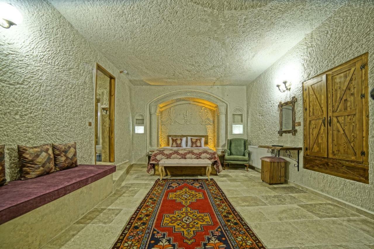 Risus Cave Suites Гьореме Екстериор снимка