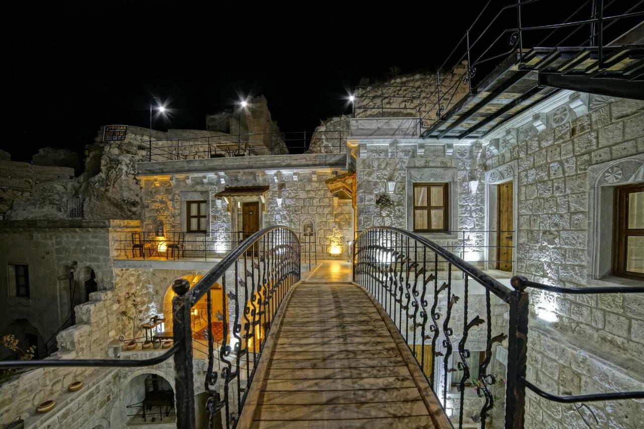 Risus Cave Suites Гьореме Екстериор снимка